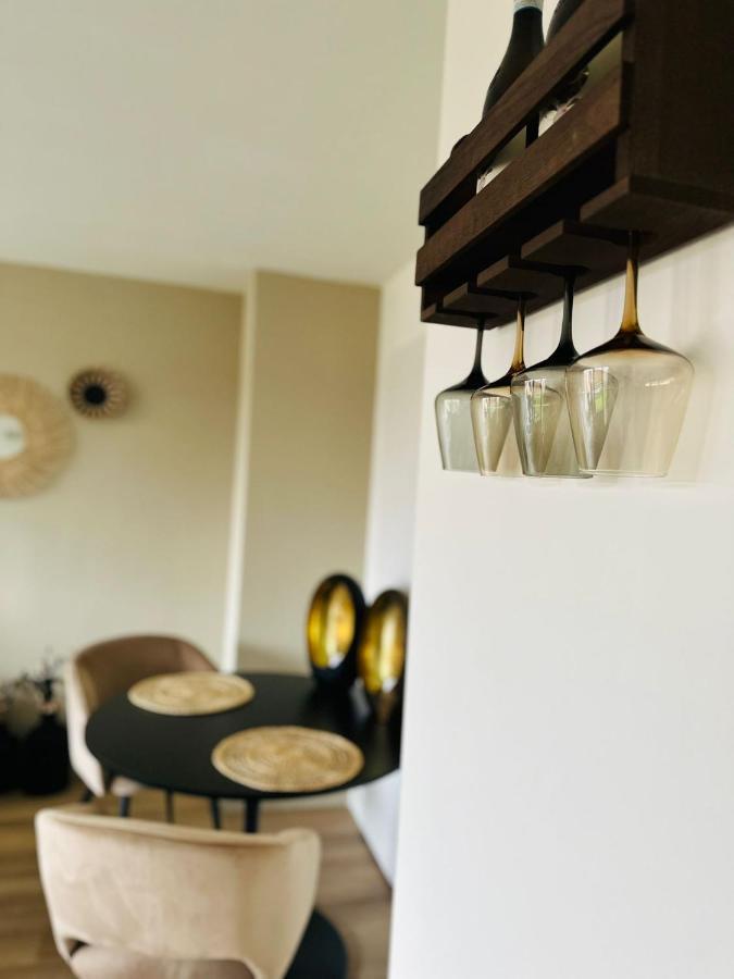 Studio Aan De Maas Apartamento Zwijndrecht Exterior foto